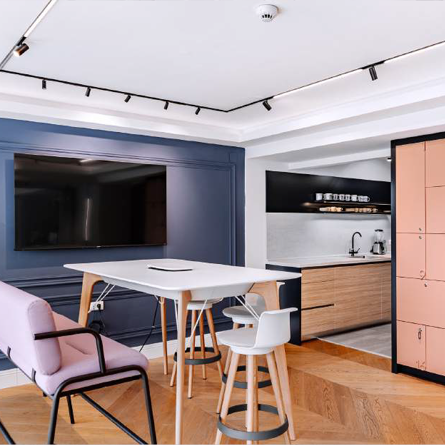 Property One Bene & Molto Luce Showroom